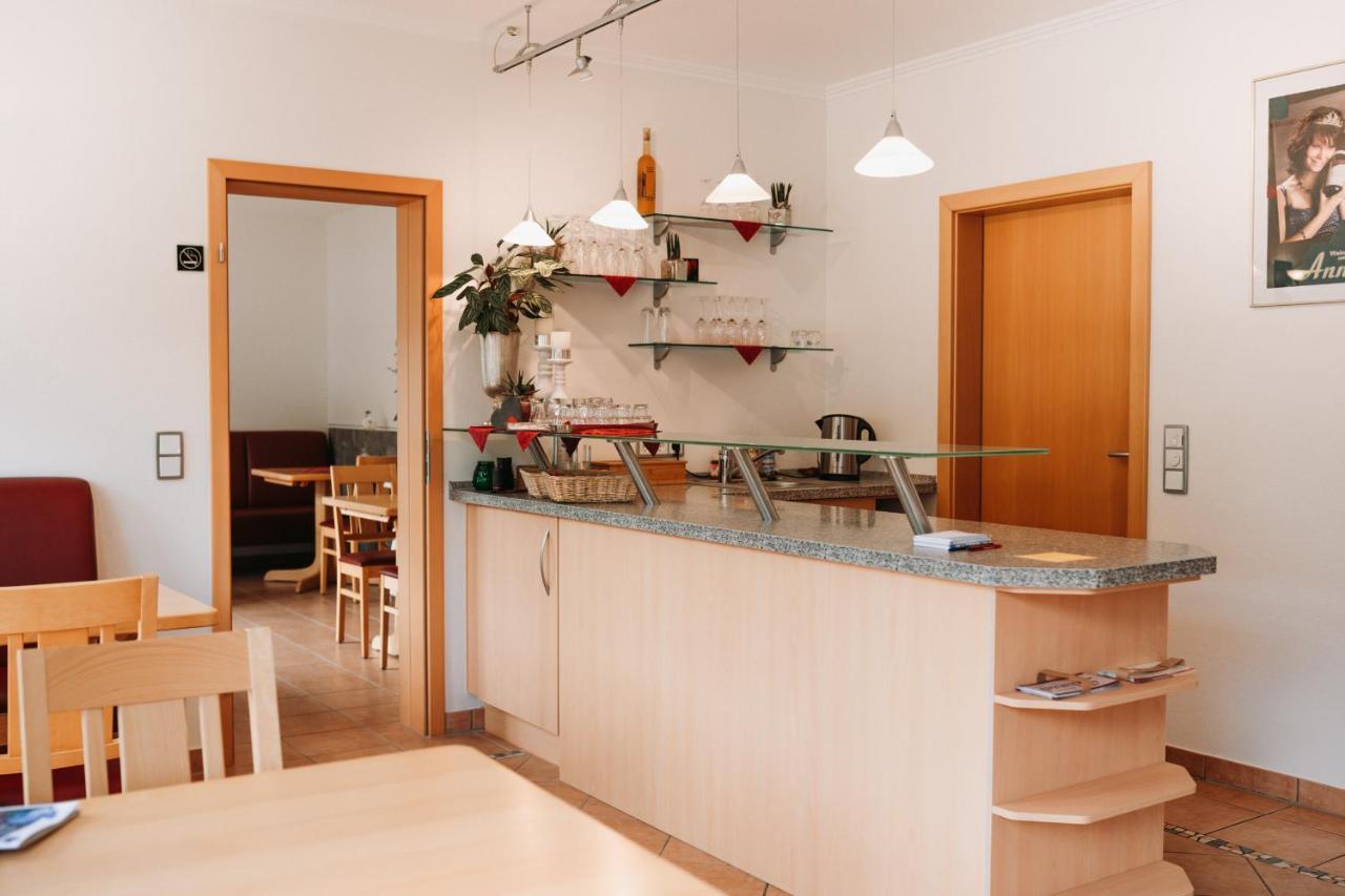 Wein- Und Gaestehaus Schwaab&Sohn Erden Εξωτερικό φωτογραφία