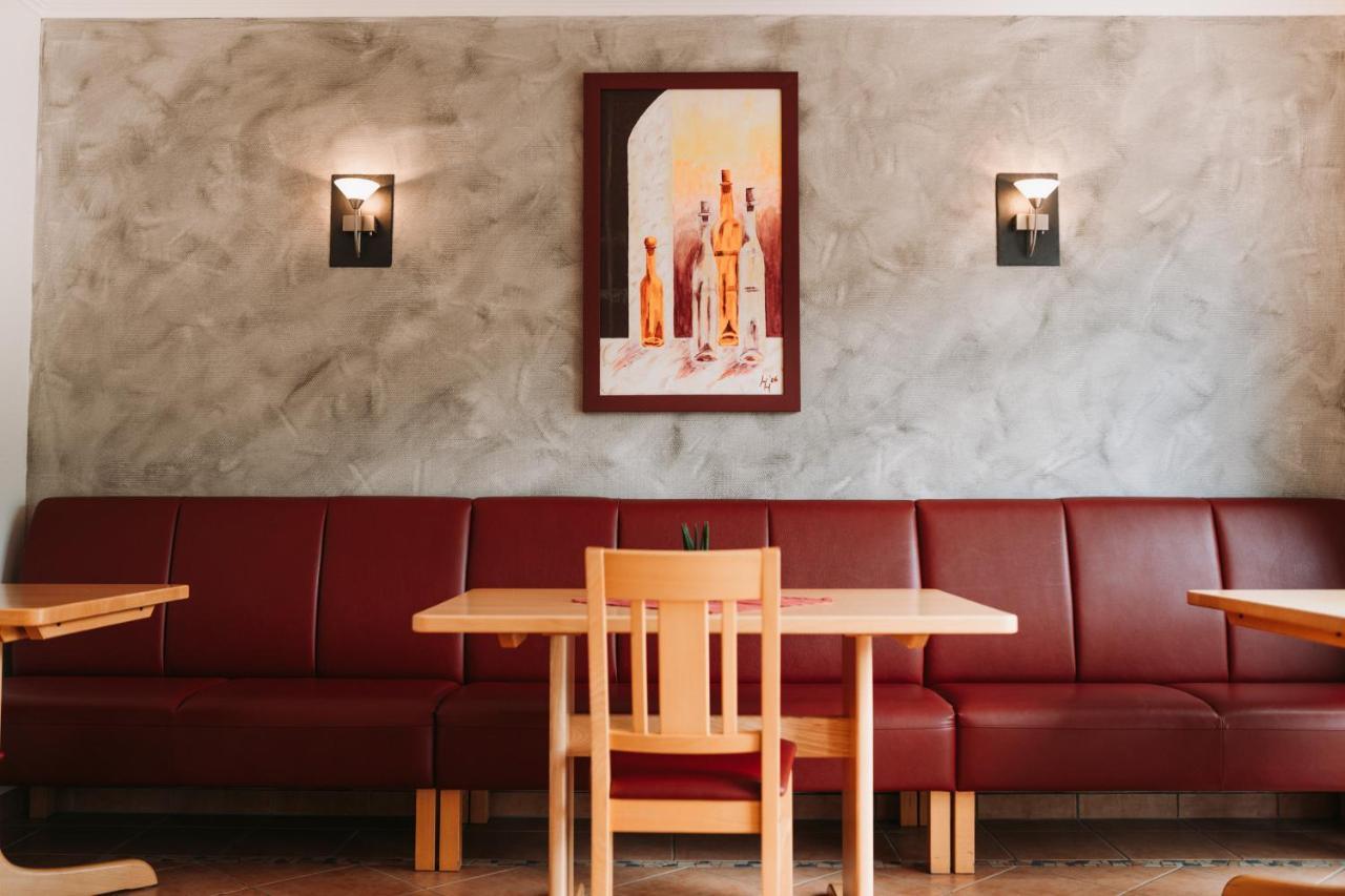 Wein- Und Gaestehaus Schwaab&Sohn Erden Εξωτερικό φωτογραφία