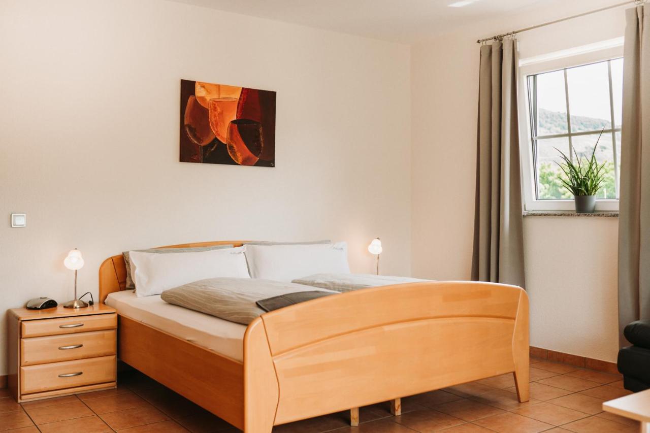 Wein- Und Gaestehaus Schwaab&Sohn Erden Εξωτερικό φωτογραφία