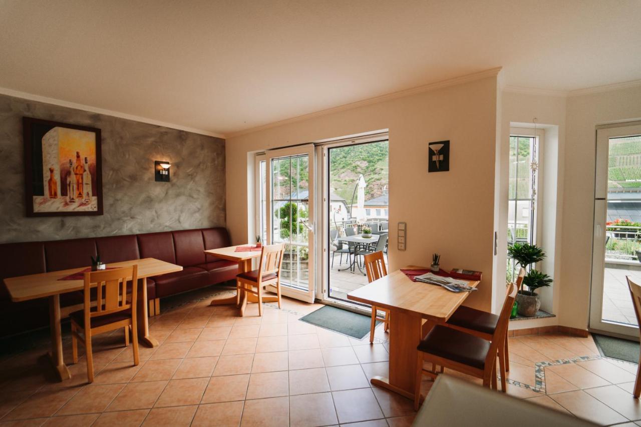 Wein- Und Gaestehaus Schwaab&Sohn Erden Εξωτερικό φωτογραφία